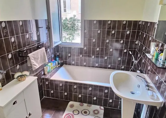 Apartament Casamea - T2 Spacieux, Wifi,centre-ville