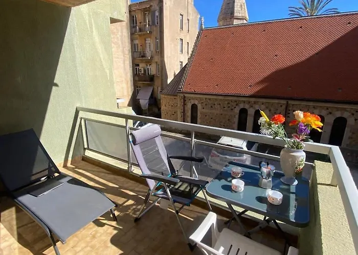 Casamea - T2 Spacieux, Wifi,centre-ville Appartement *